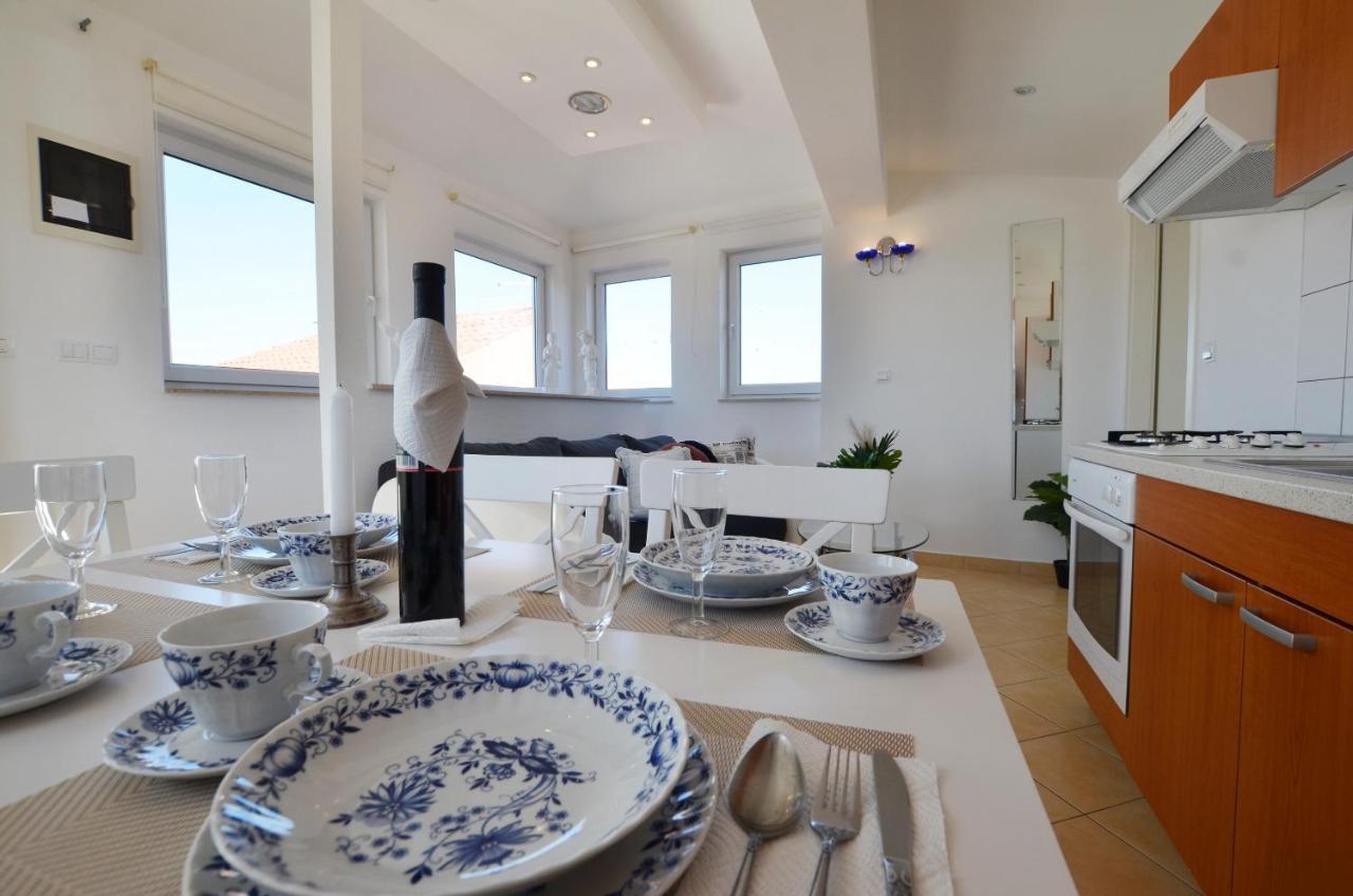 Peter Apartment Rovinj Exteriör bild